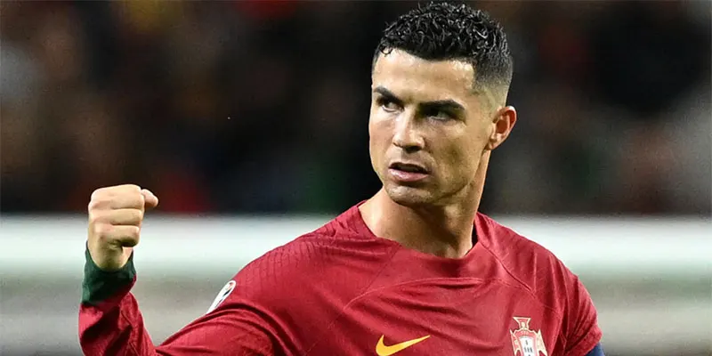 Đến VANKHANHTV để cập nhật tin tức nóng hổi về Ronaldo mỗi ngày