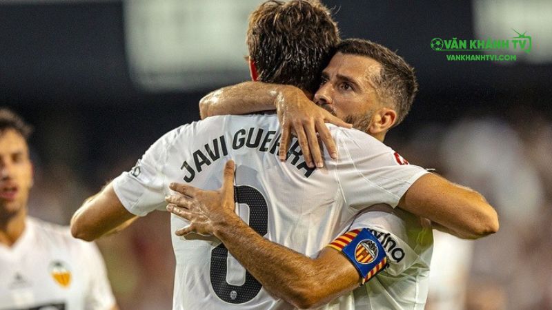 Real Sociedad chuẩn bị cho chuyến làm khách tại Mestalla.