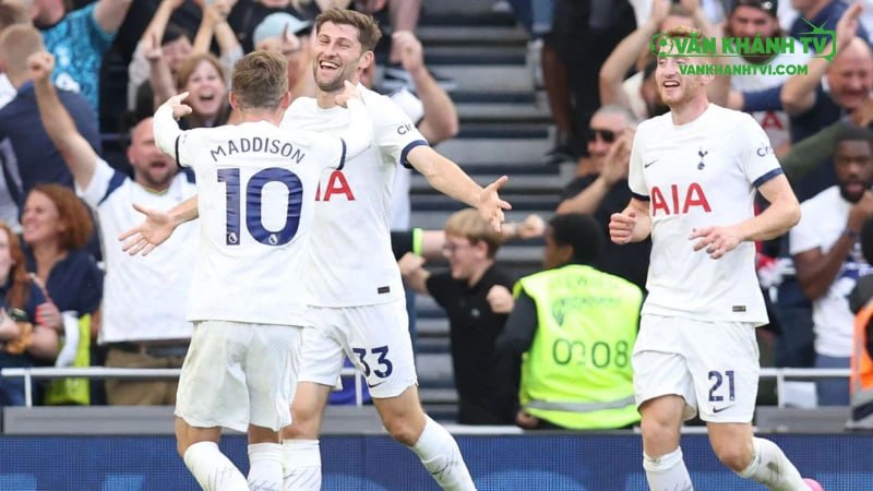 Tottenham hướng đến chiến thắng trên sân khách để duy trì phong độ ổn định