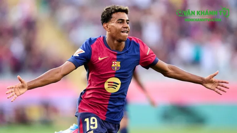 Barcelona – Đội chủ nhà mạnh mẽ với Lewandowski và Yamal sẽ tiếp đón Valencia